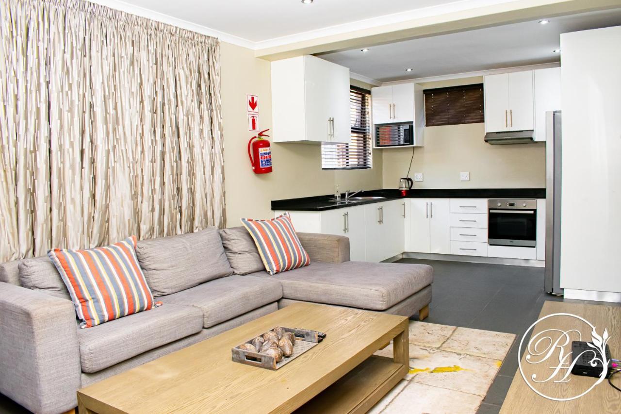 דירות דורבן Roseland House Self Catering מראה חיצוני תמונה