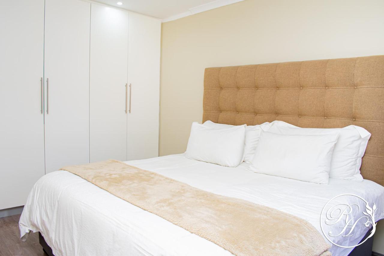 דירות דורבן Roseland House Self Catering מראה חיצוני תמונה