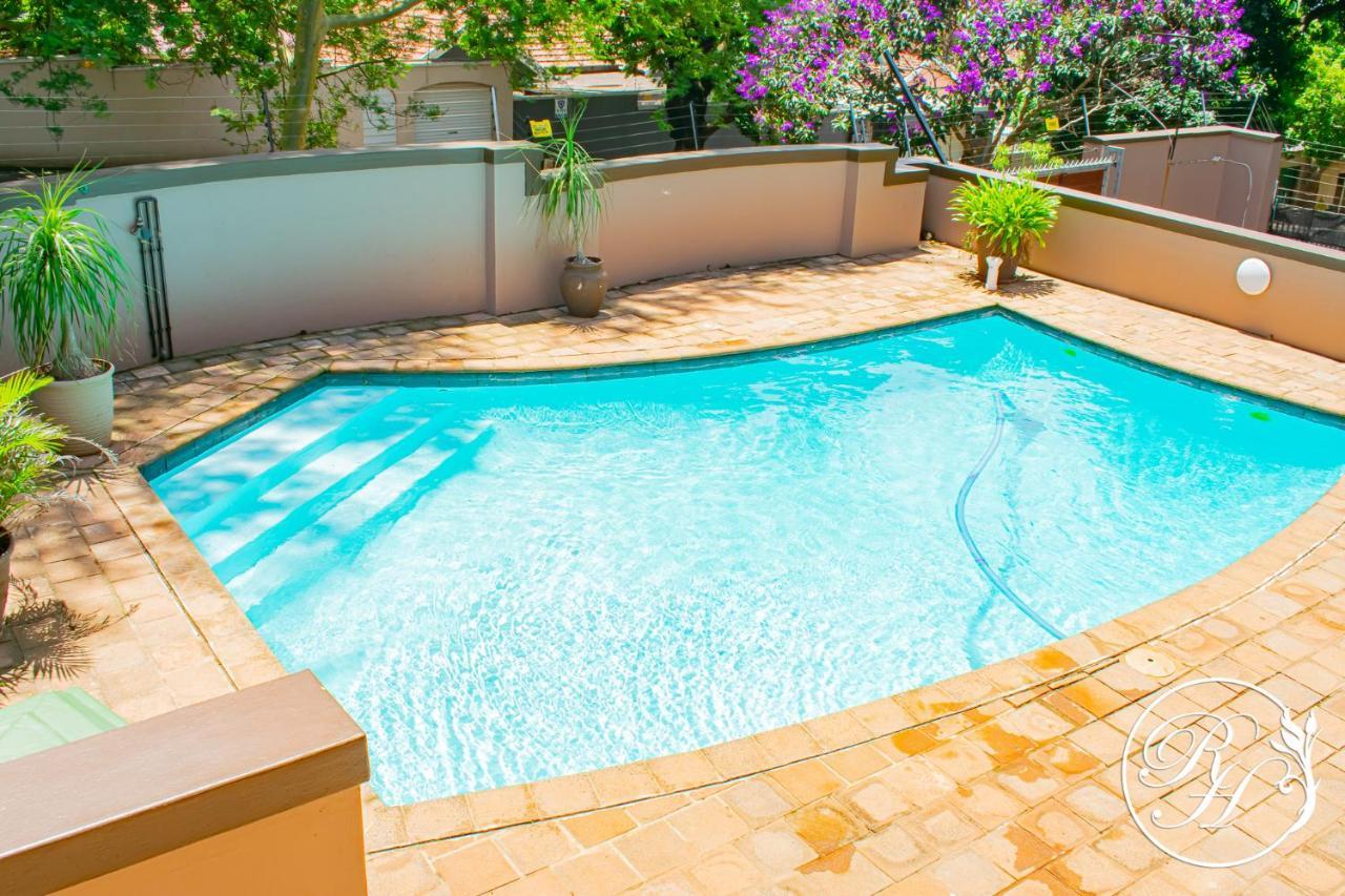 דירות דורבן Roseland House Self Catering מראה חיצוני תמונה
