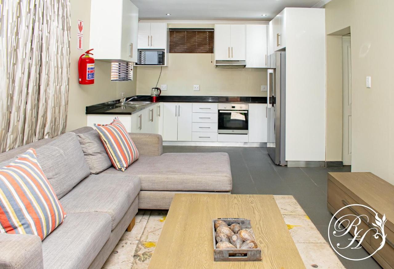 דירות דורבן Roseland House Self Catering מראה חיצוני תמונה
