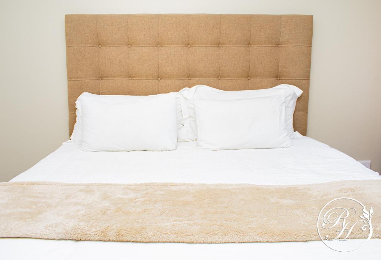 דירות דורבן Roseland House Self Catering מראה חיצוני תמונה