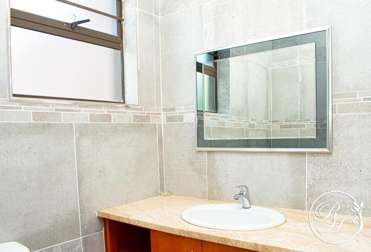 דירות דורבן Roseland House Self Catering מראה חיצוני תמונה